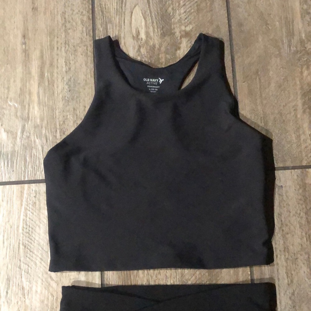 Old Navy ACTIVE (Powersoft) Black Matching Sports Top & Leggings